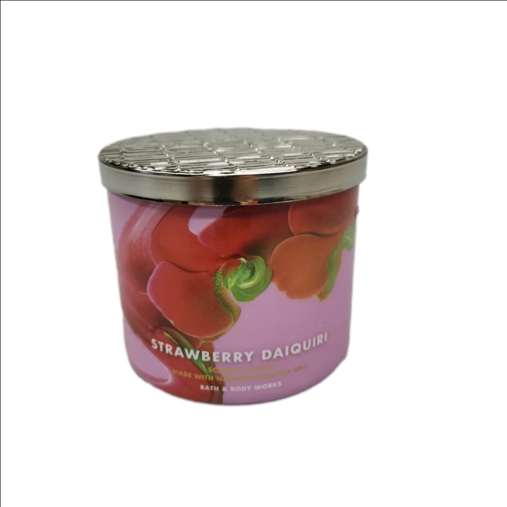 Bath & Body Works Strawberry Daiquiri 3-Wick Candle
